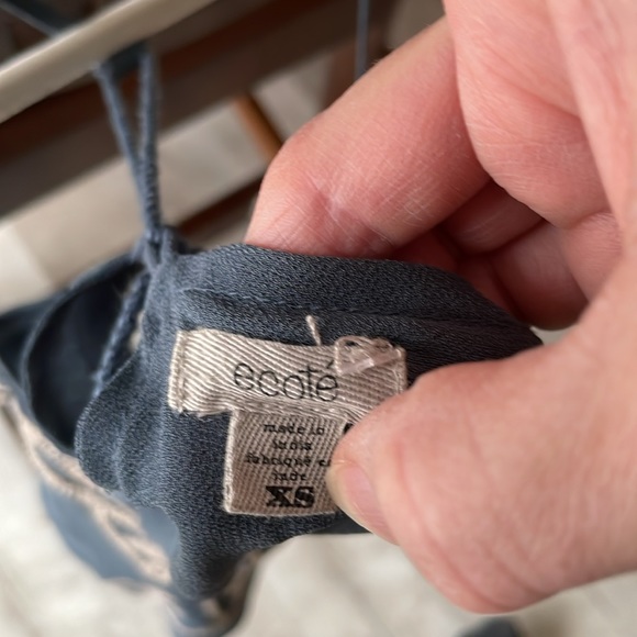 Slate blue backless tank - Picture 3 of 3